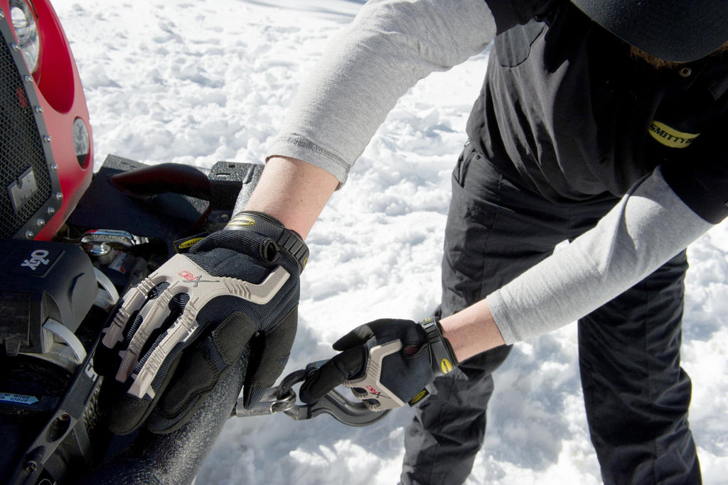 Gloves Black/ Gray Logo XLarge Smittybilt