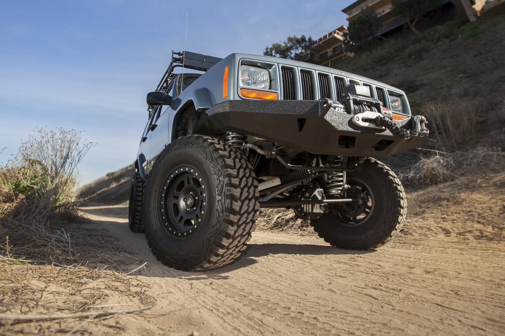 XRC Front Bumper 84-01 Cherokee XJ Black Textured Smittybilt