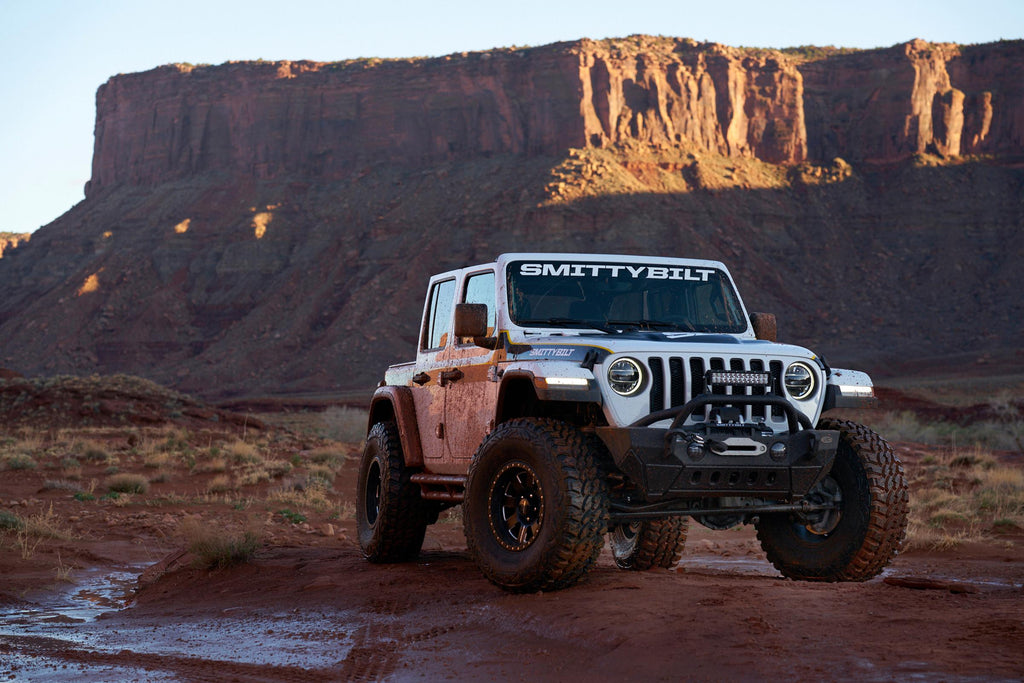 XRC Front Jeep JL Bumper w/ Stinger Winch Plate D-Rings 18-Present Jeep JL Wrangler Black Powdercoat Smittybilt