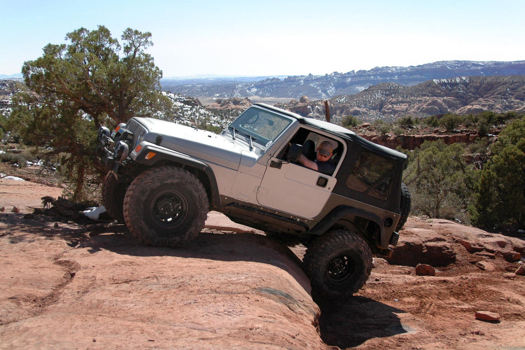 Jeep TJ Replacement Soft Top w/Tinted Windows 1997-2006 Wrangler TJ Black Diamond Smittybilt